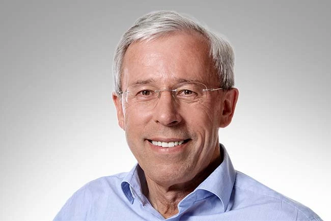 AQT co-founder is awarded Bell Prize