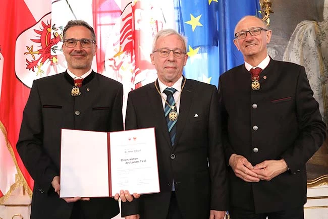 Honorary medal for AQT Co-Founder Peter Zoller