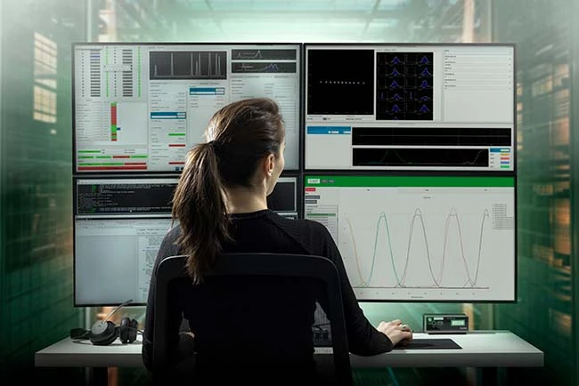 Operating ion trapbased quantum computer