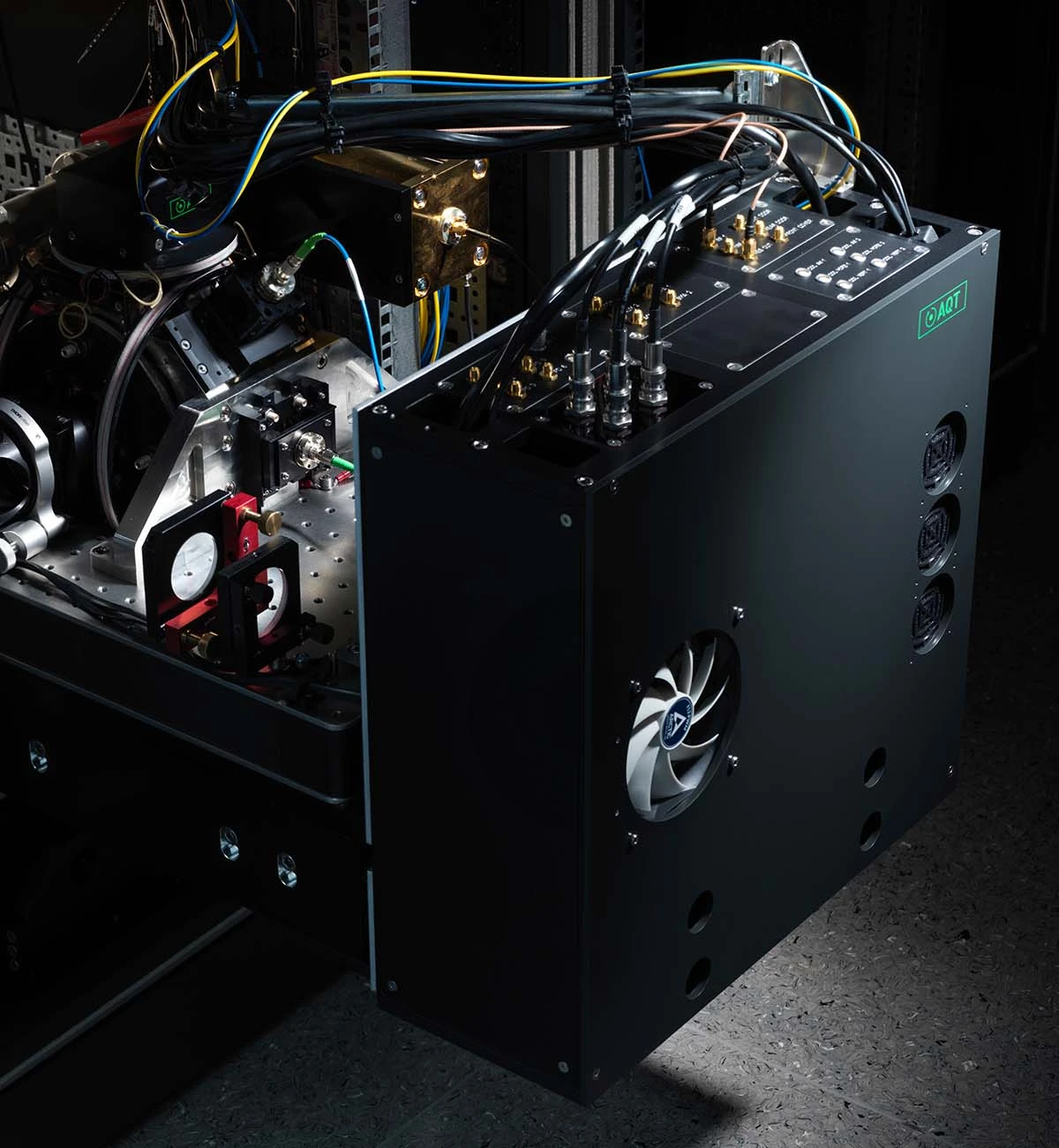 The system is the first commercial 19-inch rack-mounted room-temperature quantum computer The system is the first commercial 19-inch rack-mounted room-temperature quantum computer.